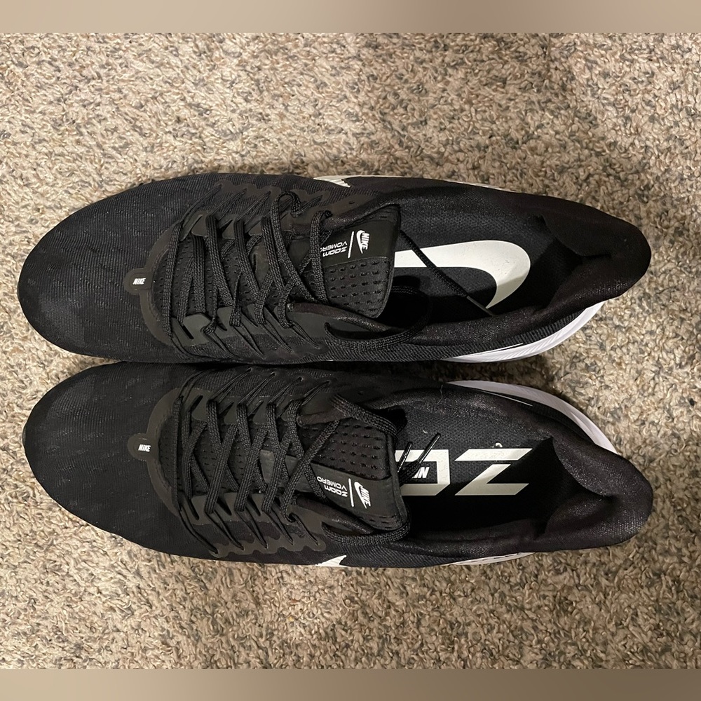 Men’s Nike shoes